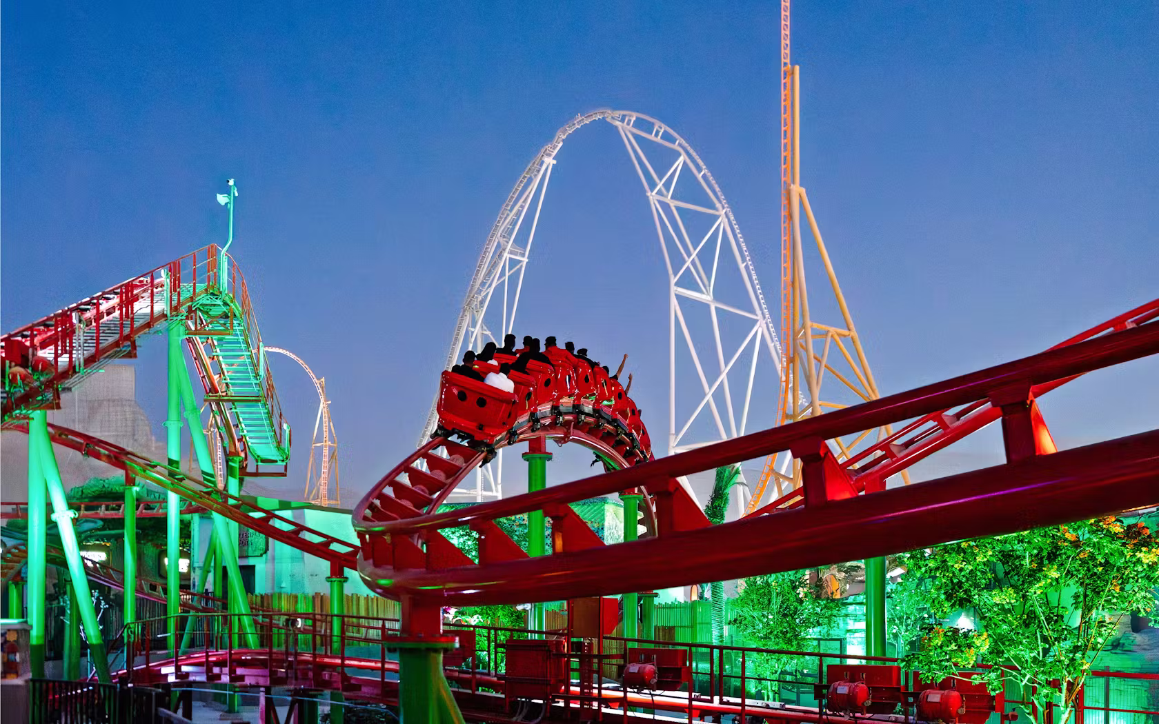 Qiddiya: 3-Night 4-Star + Aquarabia & Six Flags (2 Pax)
